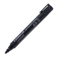 STAEDTLER PERMANENTNÝ ZNAČOVAČ LUMOCOLOR ČIERNA