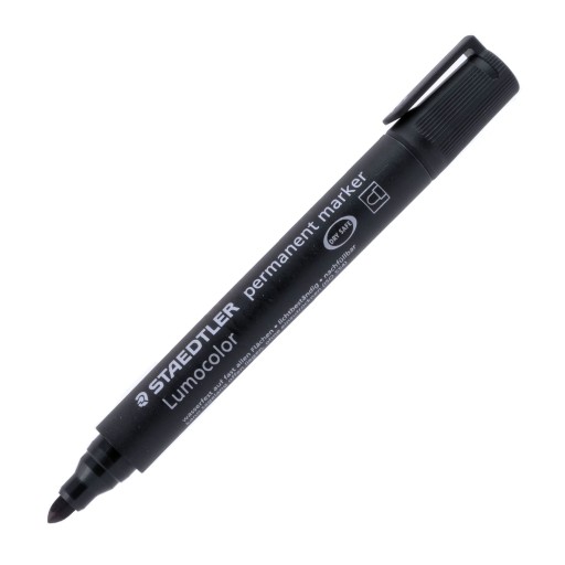 STAEDTLER PERMANENTNÝ ZNAČOVAČ LUMOCOLOR ČIERNA
