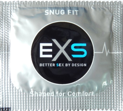 Kondómy EXS SNUG FIT, tesne priliehajúce, užší priemer, 12 ks.