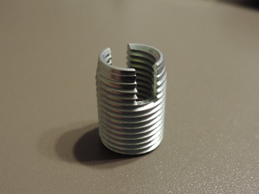 Zlomené manžety, opravný závit M10 x1,5, manžeta 18mm