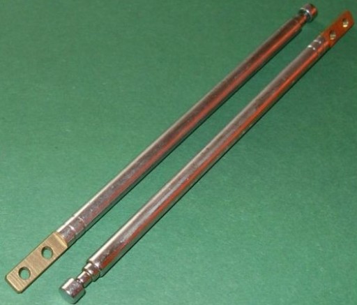 Teleskopická anténa 34 cm 4 segmenty pre rádio (0702)