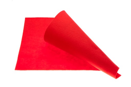 HRUBÝ A MÄKKÝ ČERVENÝ PLST 30X45 200g 3mm