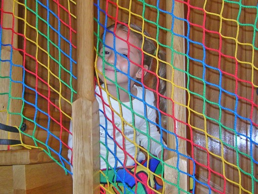 BEZPEČNOSŤ POSTELE MEZZIESTKA NA SCHODY