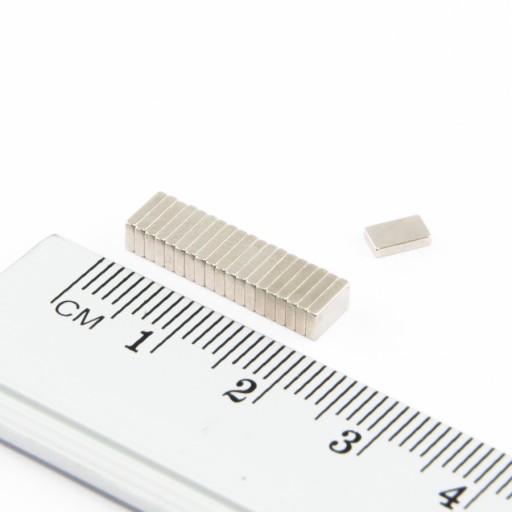 NEODYMOVÝ MAGNET TANIER 5x3x1 N38 80 KS