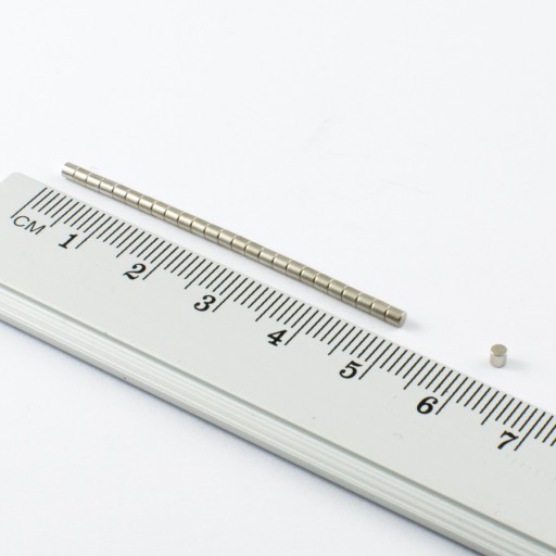 VALEC NEODYMOVÝ MAGNET 2x2 N38 SADA 100 KS