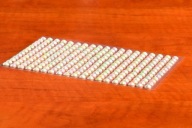 ECRU KRÉM SAMOLEPIACI KRYŠTÁLKY 6mm 117sz 137