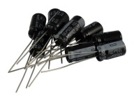 Elektrický kondenzátor 100uF 35V – [10ks]