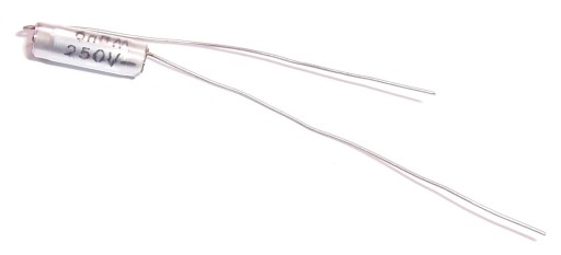 KONDENZÁTOR KSE 011-02 6,8nF 250V 25 kusov