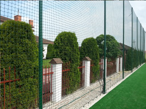 ZACHYCOVAČ GULIČKY POLYETYLÉN 120x120mm fi 3mm.