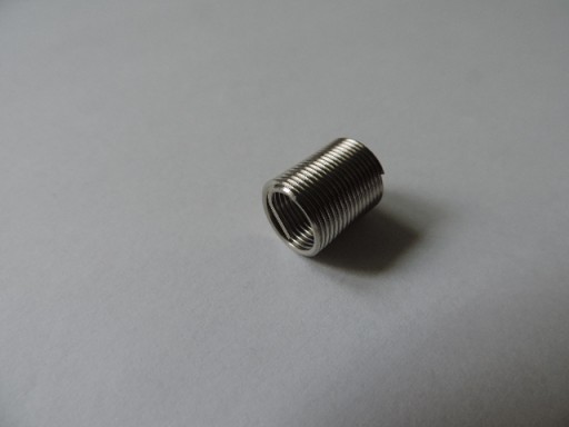 Regenerácia a oprava závitu skrutky M10x1,25 1,5D 17T