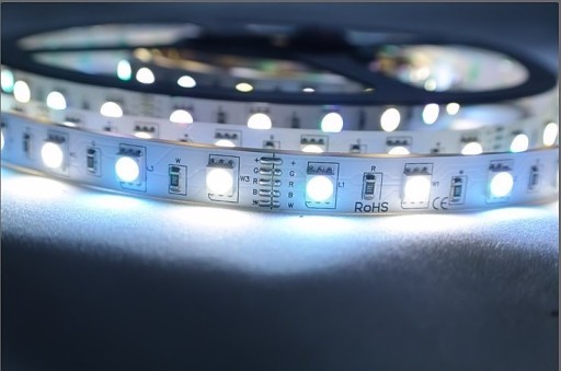 LED pás 5050 300D RGBW, prírodná biela, 1 m