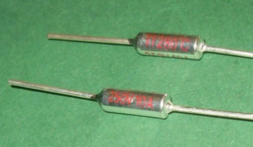 TEPELNÁ POISTKA 10A 250V 280 C 10ks (2717)