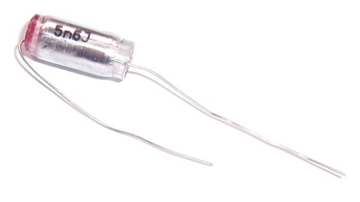 KONDENZÁTOR KSF 020 5,6nF 160V 25 kusov