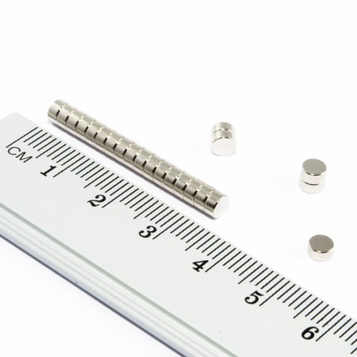 VALCOVÝ NEODYMOVÝ MAGNET 4x2 N38 SADA 50 KS