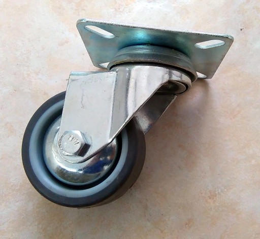 Kolieska priemer 50 mm, otočné, vyrobené z termoplastickej gumy