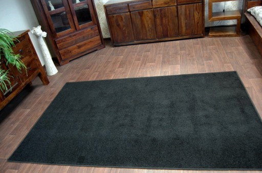 KOBEREC 50x80 cm TRENDY masívna čierna #EE2447