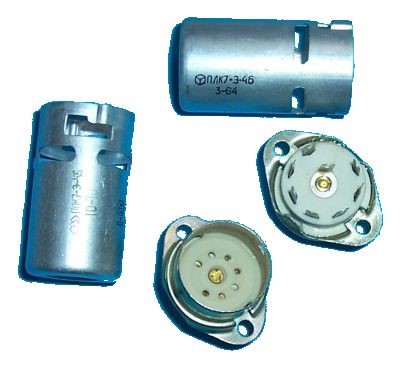 Zásuvka HEPTAL 7pin PŁK7-E46 RUSSIAN, 2 kusy