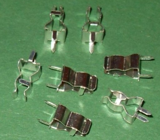 Doska poistkovej zásuvky 20mm __ 20ks FV(1380