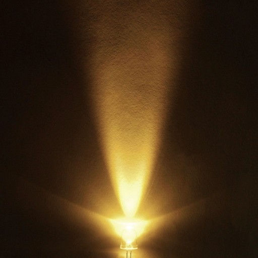 BIELE A FAREBNÉ LED diódy 10mm 10 KS
