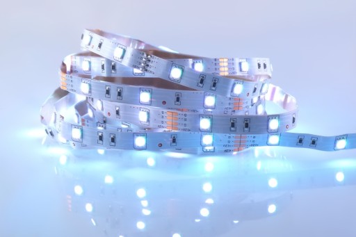 5050 RGB Viacfarebný LED pásik, farebný a biely, 1 m