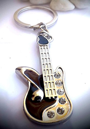 GITAROVÁ KĽÚČENKA s KRYŠTÁLMI, GITARISTOVÁ kľúčenka