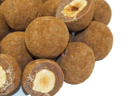 Lieskové oriešky v čokoláde s kávou 100g Skworc