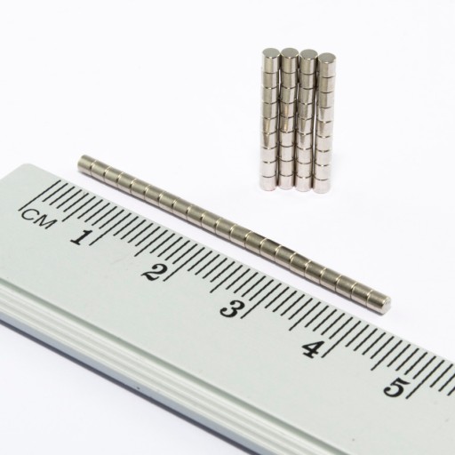 VALEC NEODYMOVÝ MAGNET 2x2 N38 SADA 100 KS