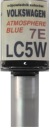 VW LC5W 7E ATMOSFÉRA MODRÁ LAK ŠKRABANÁ DOTYK