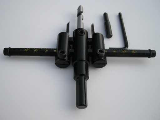 NASTAVITEĽNÁ OTVOROVÁ PÍLA FRÉZA OTVOROV 30-120mm