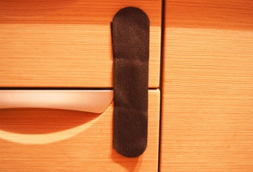 Zaisťovacie zásuvky so zámkom na suchý zips, 4 cm, 10 ks