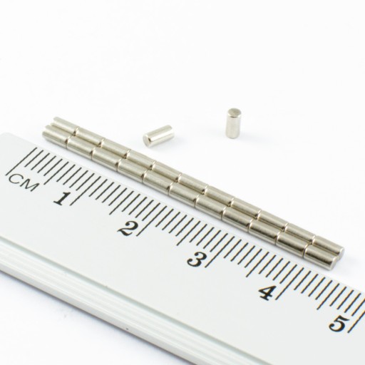VALEC NEODYMOVÝ MAGNET 2x4 N38 SADA 75 KS