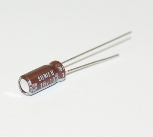ELNA SILMIC II RFS 10uF/16V PRE AUDIO - 6ks (#112)