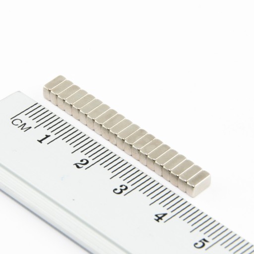 NEODYMOVÝ MAGNET TANIER 5x3x2 N38 50 KS