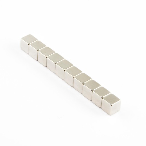 NEODYMOVÝ MAGNET TANIER 7x7x7 N38 - 8 KS