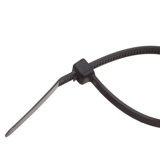 Odnímateľné sťahovacie pásky 140x3,6mm ČIERNA