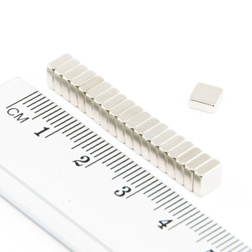 NEODYMOVÝ MAGNET TANIER 5x5x2 N38 40 KS