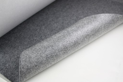 SAMOLEPIACI PLST 4,5mm s lepidlom 650g/m2 - nábytok