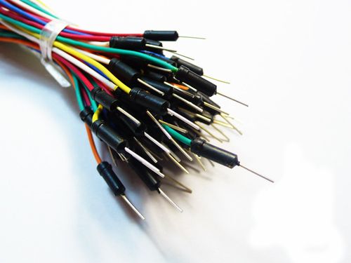 65ks drôtov, konektorov, káblov, ARDUINO doštičiek