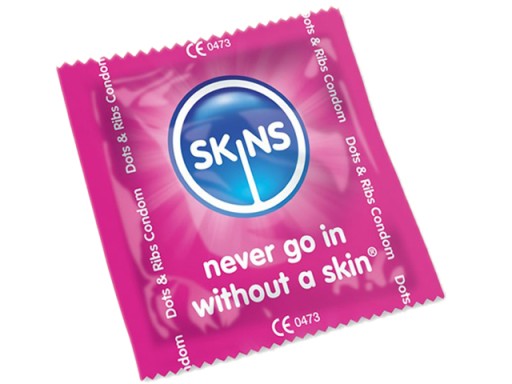 SKINS D&R Rebrované kondómy s cvočkami