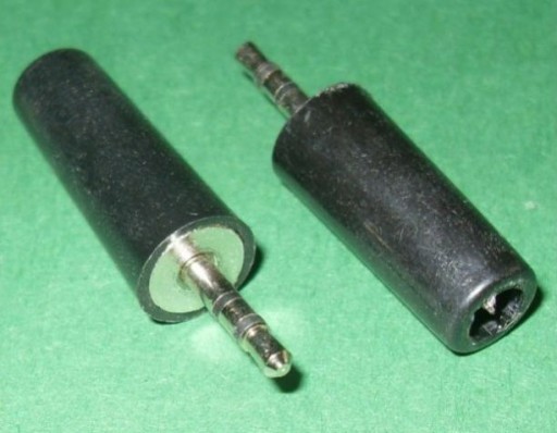 2,5 stereo mini jack konektor pre plastový kábel (0588)
