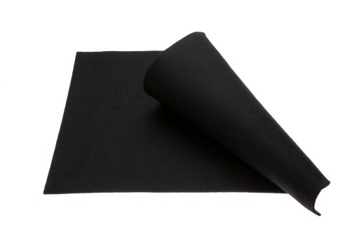HRUBÝ A MÄKKÝ PLST ČIERNA 30X45 200g 3mm