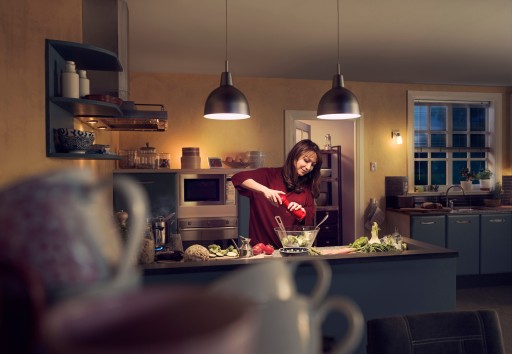 E27 LED žiarovka 10W = 75W 1055lm 2700K Teplá biela CorePRO PHILIPS
