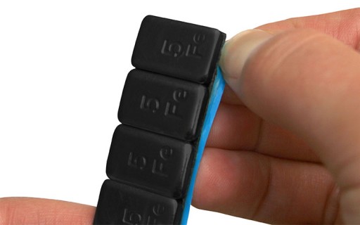 Lepené závažia BLACK Slim široká páska 10 ks!!