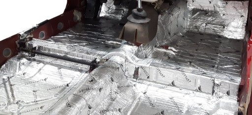 BUTYLOVÁ BITUMINÁLNA ZVUKOVÁ ROHOŽ NA ROLE WAWA na izoláciu auta