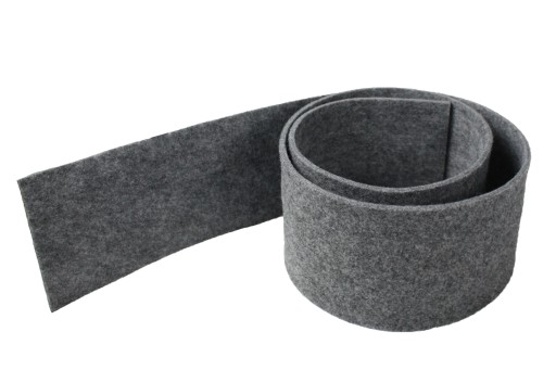 TECHNICKÝ PLST 4mm LESK 600 g/m2 čierna