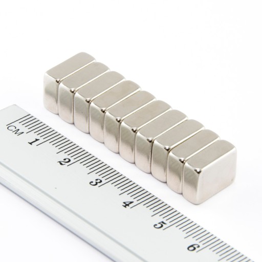NEODYMOVÝ MAGNET TANIER 13x10x5 N38 - 4 KS