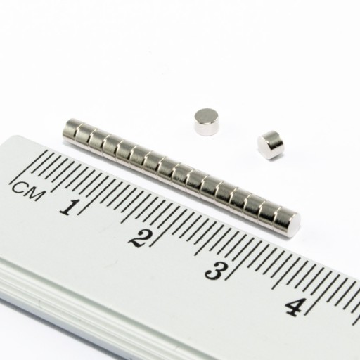 VALEC NEODYMOVÝ MAGNET 3x2 N38 SADA 75 KS
