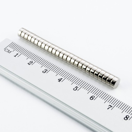 VALEC NEODYMOVÝ MAGNET 6x2,5 N38 SADA 30 KS.