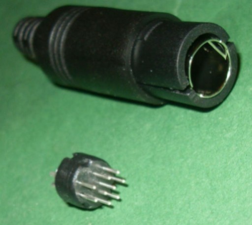 Mini DIN zástrčka 9 pin 9p pre montáž kábla (1178)