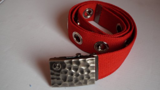 ELEGANTNÝ UNISEX REMÍN, VZOR A FARBY